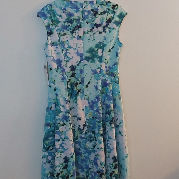 NWT Maggie London Sleeveless Dress Size 6 - Picture 2 of 6